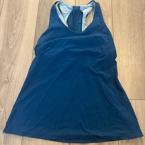 Lululemon Athletica Blue 2 in 1 Tank Size 2 *no bra pads*